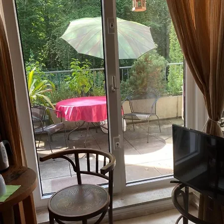 Bed & Breakfast Haus Am Wald *