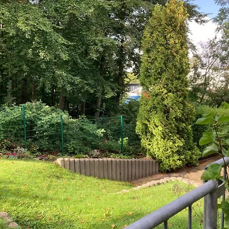 Haus Am Wald Bed & Breakfast *